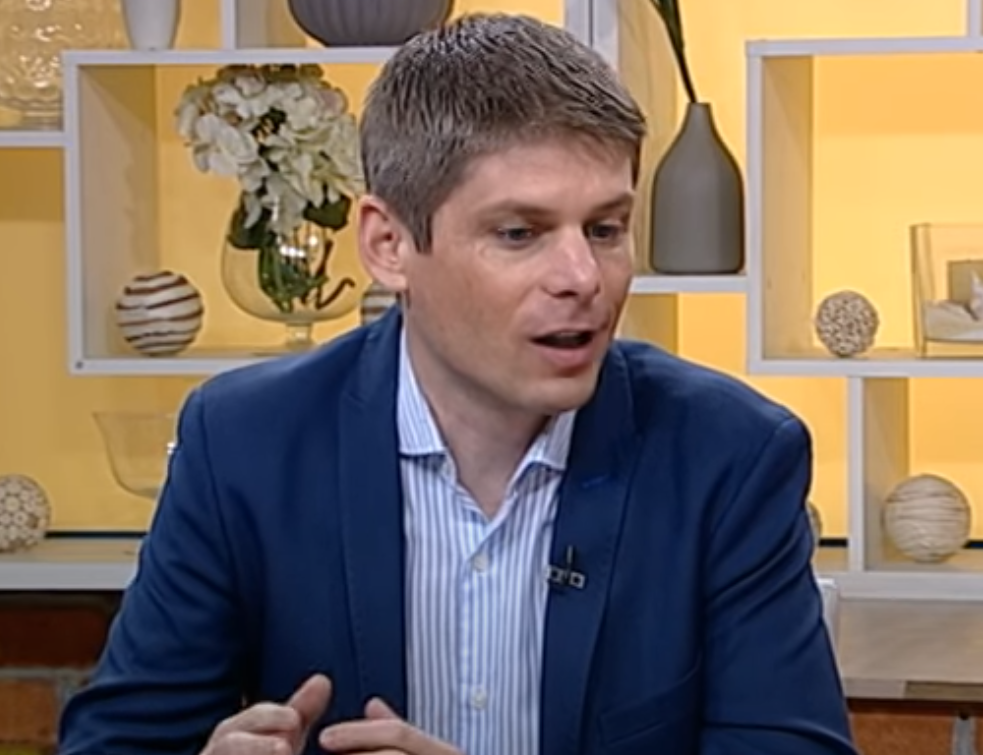 Velikom prijatelju Srbije zabranjen ulazak na Kosovo: Gujona nisu sprečili Albanci već FRANCUSKA VLADA!